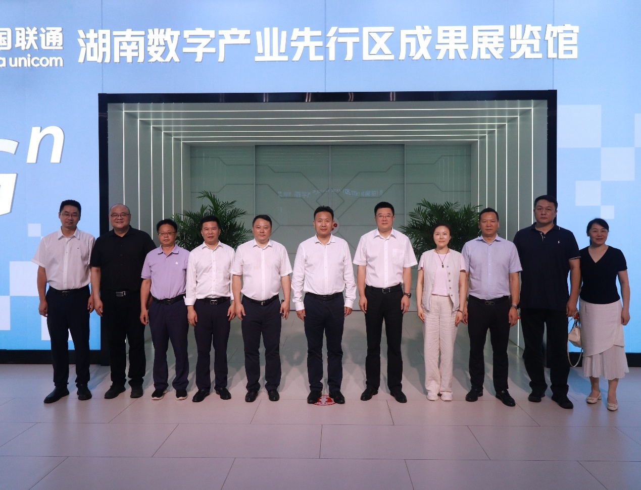 图片 2 图片 2