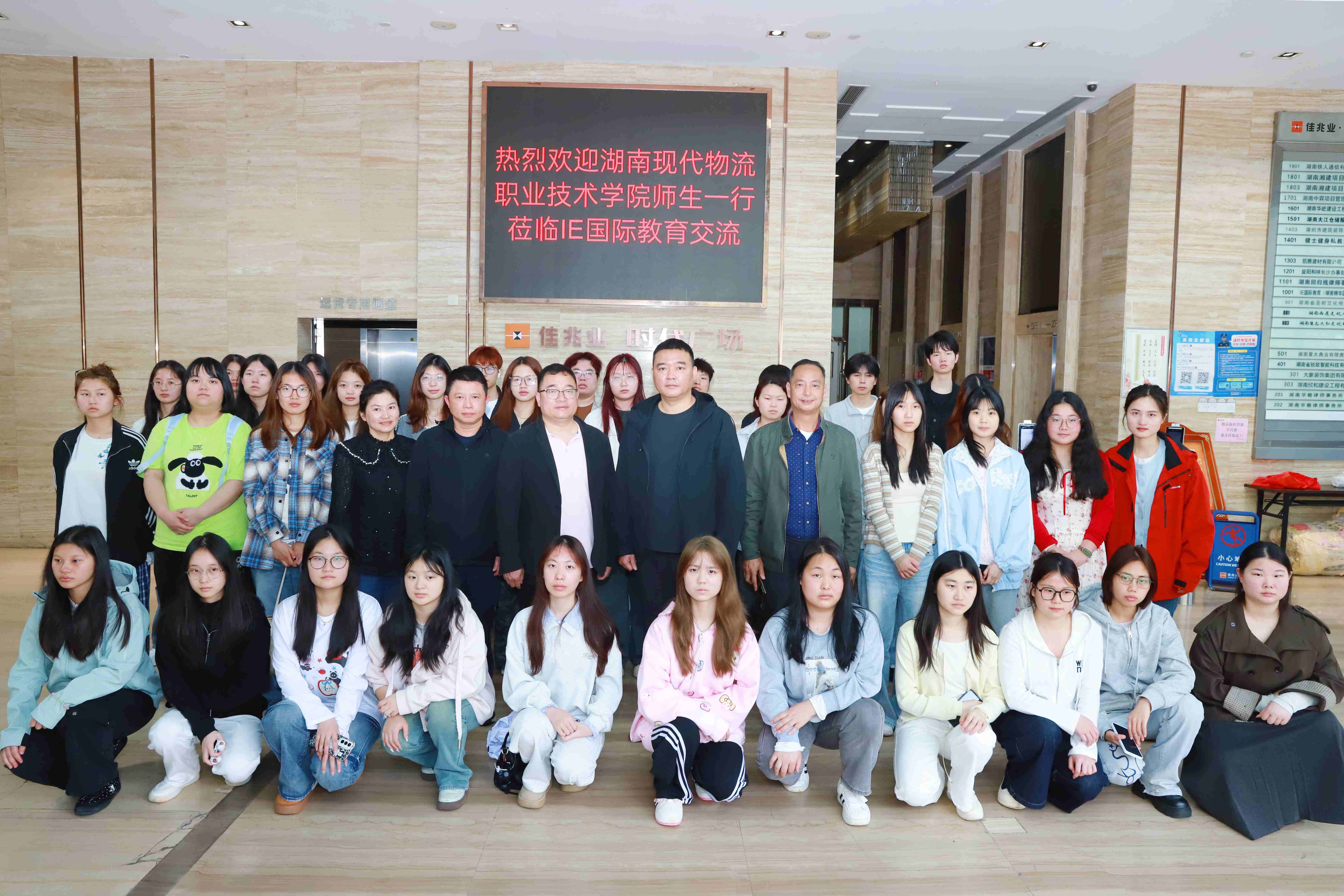 图片 1 图片 1