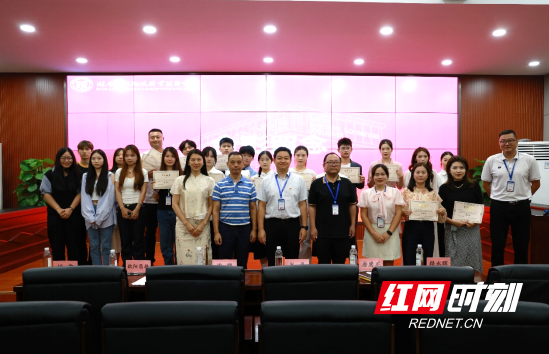 QQ20250922-140400.png