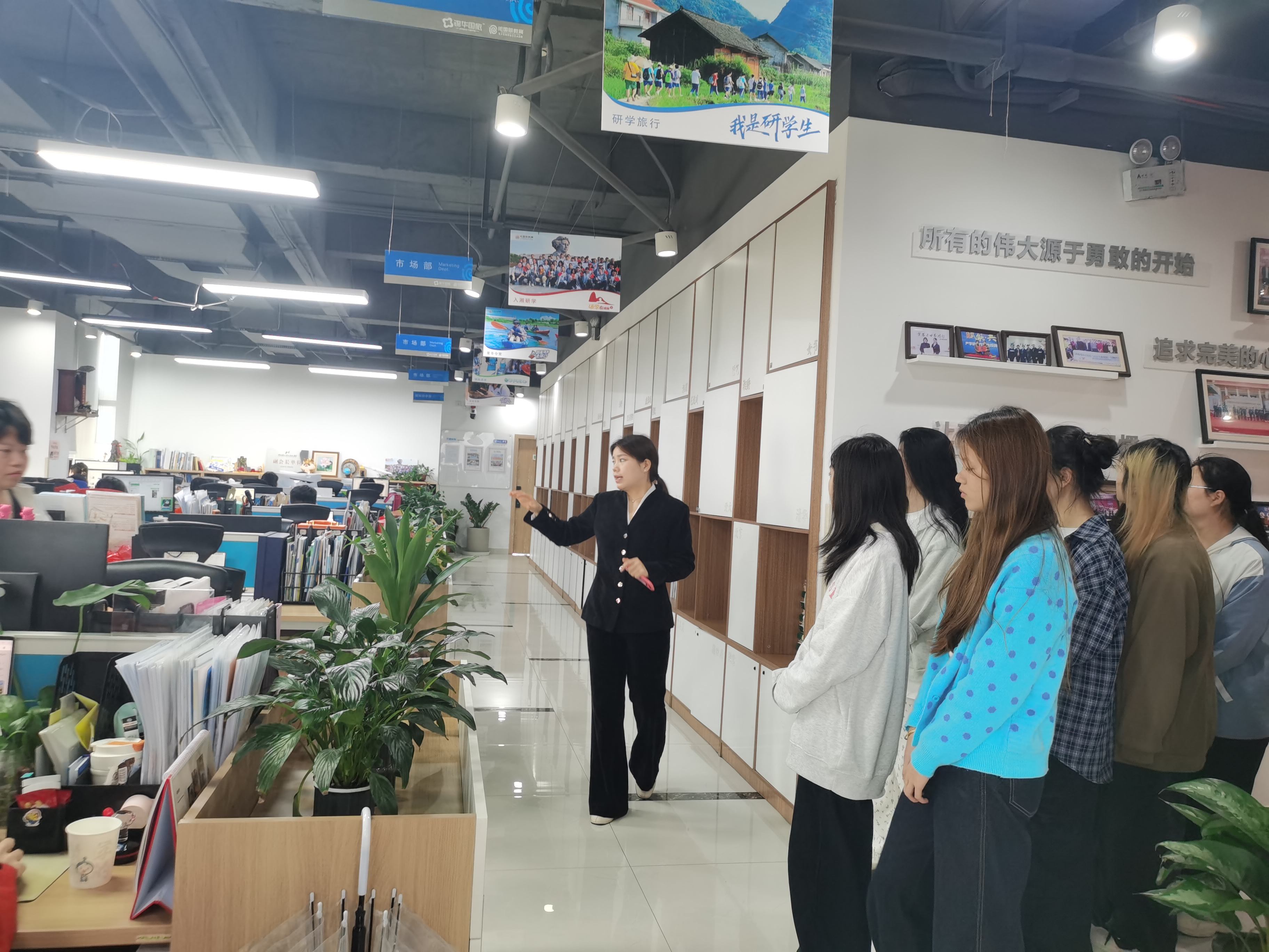 图片 2 图片 2
